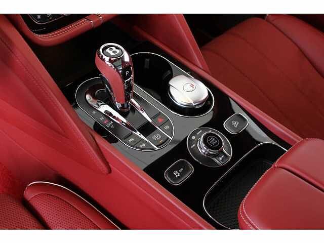 14:Bentley Bentayga S V8, SUV, Glacier White, Bentley Riyadh