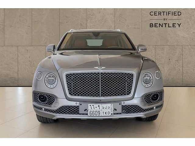 9:Bentley Bentayga V8, SUV, Silver Tempest, Bentley Riyadh